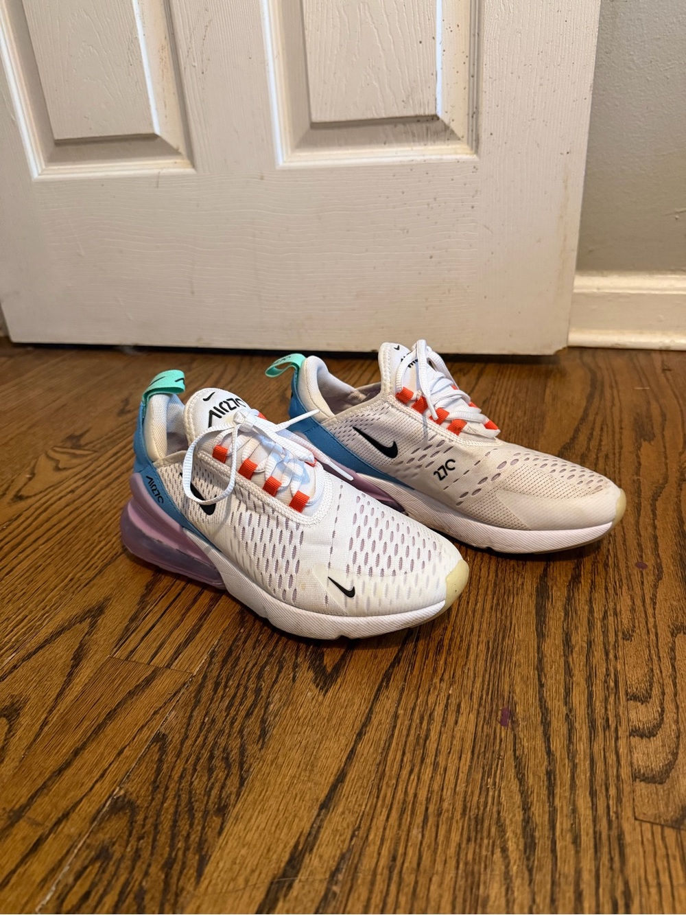 Nike Air Max 270 Women’s